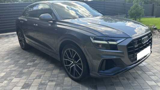 Audi Q8 I, 2019, пробег 140000 км Audi Q8 I, 2019, пробег 140000 км