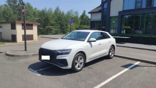 Audi Q8 I, 2019, пробег 92000 км Audi Q8 I, 2019, пробег 92000 км