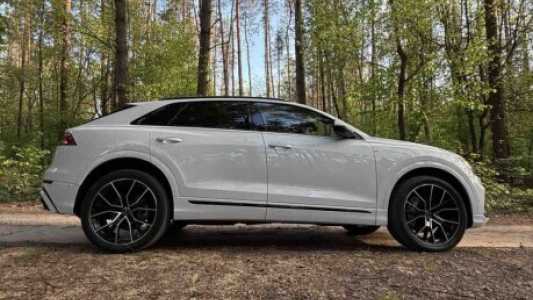 Audi Q8 I, 2020, пробег 46500 км Audi Q8 I, 2020, пробег 46500 км