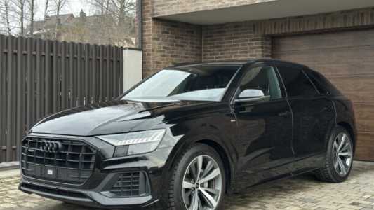 Audi Q8 I, 2021, пробег 72000 км Audi Q8 I, 2021, пробег 72000 км
