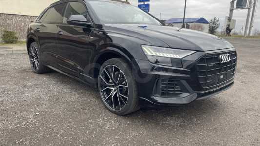 Audi Q8 I