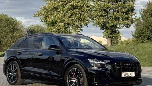 Audi Q8 I
