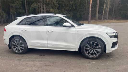 Audi Q8 I