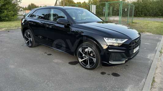 Audi Q8 I
