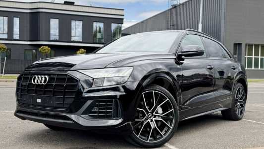 Audi Q8 I