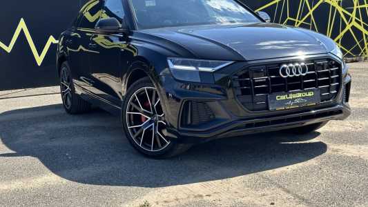 Audi Q8 I