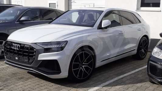 Audi Q8 I