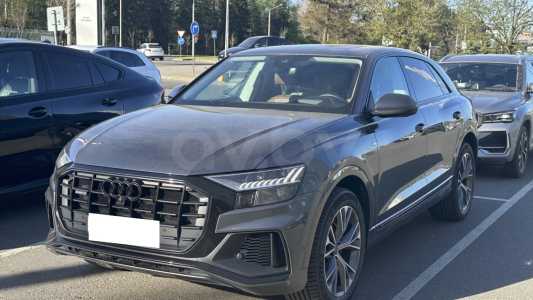 Audi Q8 I