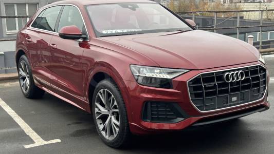 Audi Q8 I