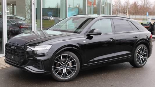 Audi Q8 I