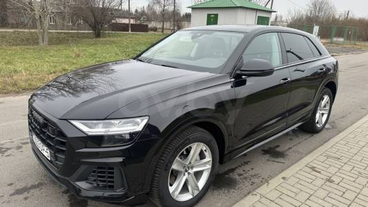 Audi Q8 I