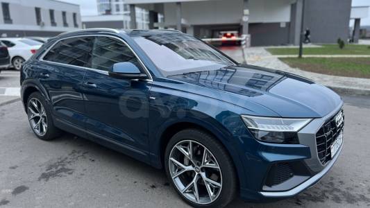 Audi Q8 I