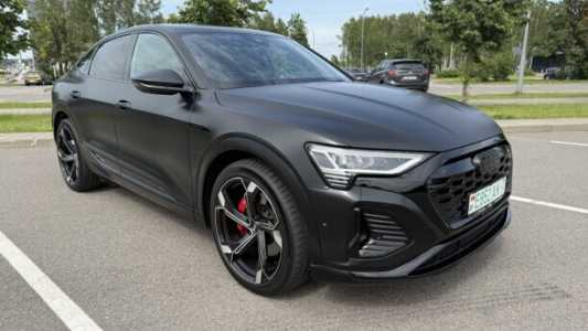 Audi Q8 Sportback e-tron , 2023, пробег 28000 км Audi Q8 Sportback e-tron , 2023, пробег 28000 км