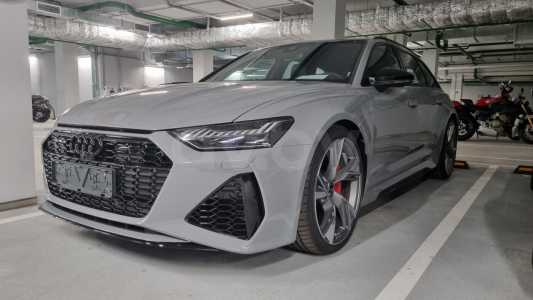 Audi RS6 C8