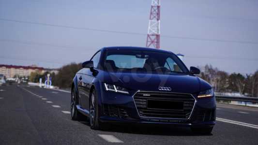 Audi TT 8S