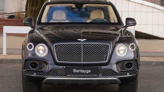 Bentley Bentayga I, 2016, пробег 68500 км Bentley Bentayga I, 2016, пробег 68500 км