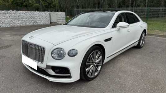 Bentley Flying Spur II, 2022, пробег 26000 км Bentley Flying Spur II, 2022, пробег 26000 км