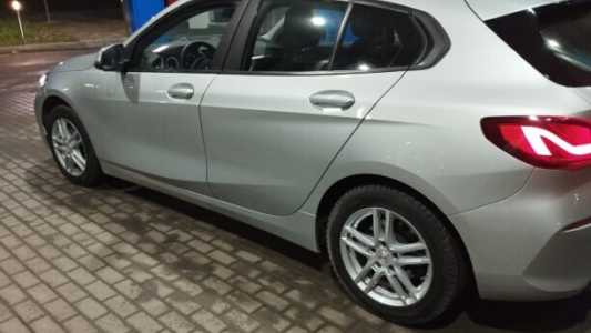 BMW 1 серия F40, 2019, пробег 110000 км BMW 1 серия F40, 2019, пробег 110000 км