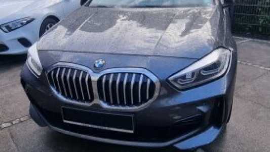 BMW 1 серия F40, 2021, пробег 161000 км