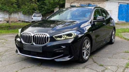 BMW 1 серия F40, 2021, пробег 180000 км