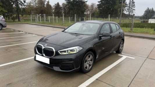 BMW 1 серия F40, 2021, пробег 230000 км
