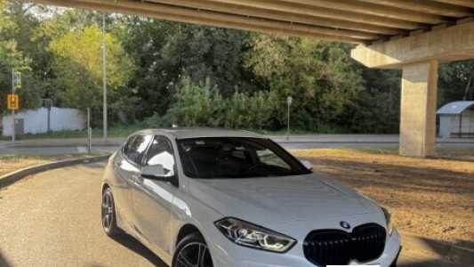BMW 1 серия F40, 2021, пробег 92500 км