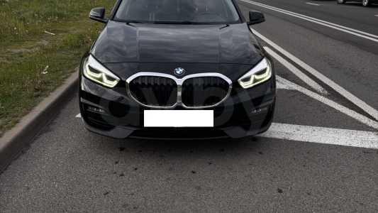 BMW 1 серия F40