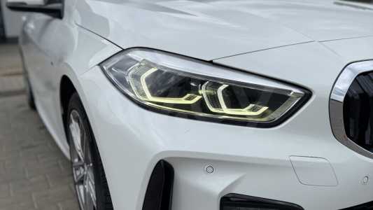 BMW 1 серия F40