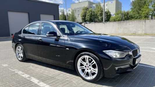 BMW 3 серия F30,F31 Рестайлинг, 2015, пробег 265000 км BMW 3 серия F30,F31 Рестайлинг, 2015, пробег 265000 км