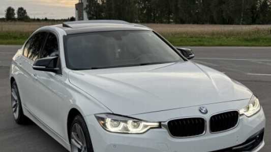 BMW 3 серия F30,F31 Рестайлинг, 2017, пробег 135000 км BMW 3 серия F30,F31 Рестайлинг, 2017, пробег 135000 км