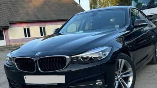 BMW 3 серия F34 (GT) Рестайлинг, 2019, пробег 195000 км BMW 3 серия F34 (GT) Рестайлинг, 2019, пробег 195000 км