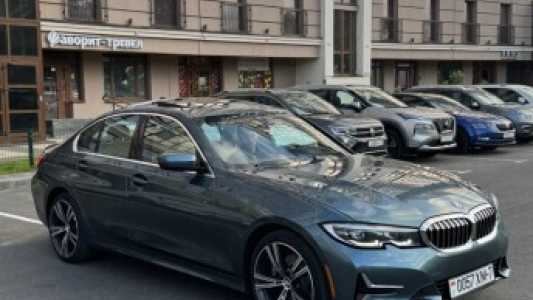 BMW 3 серия G20, G21, 2020, пробег 101000 км BMW 3 серия G20, G21, 2020, пробег 101000 км