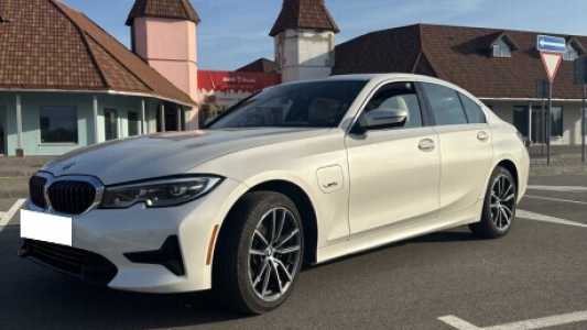 BMW 3 серия G20, G21, 2021, пробег 52000 км BMW 3 серия G20, G21, 2021, пробег 52000 км