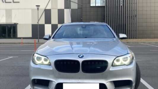 BMW 5 серия F10, F11  Рестайлинг, 2015, пробег 106000 км