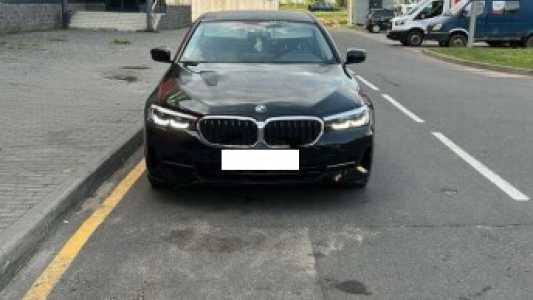 BMW 5 серия G30, G31 Рестайлинг, 2022, пробег 25000 км BMW 5 серия G30, G31 Рестайлинг, 2022, пробег 25000 км