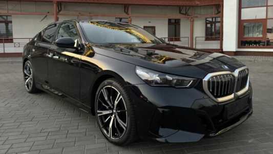 BMW 5 серия G60, 2024, пробег 7500 км
