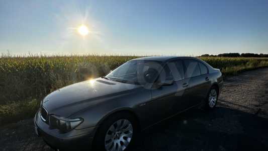 BMW 7 серия E65