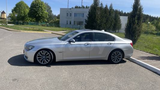 BMW 7 серия F01, F04