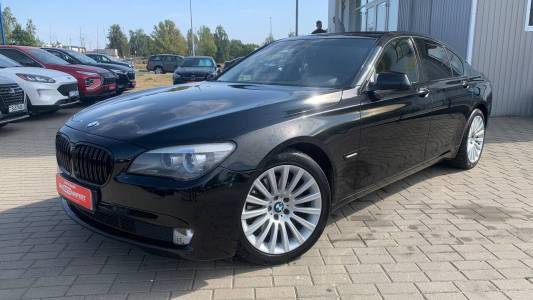 BMW 7 серия F01, F04