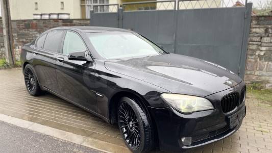 BMW 7 серия F01, F04