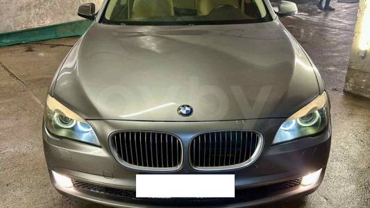 BMW 7 серия F01, F04