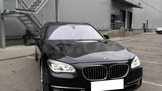 BMW 7 серия F01, F04 Рестайлинг