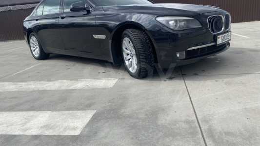 BMW 7 серия F02 (Long)