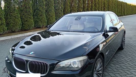 BMW 7 серия F02 (Long)