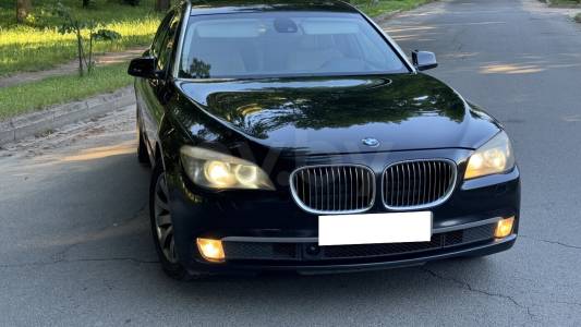 BMW 7 серия F02 (Long)