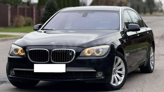 BMW 7 серия F02 (Long)