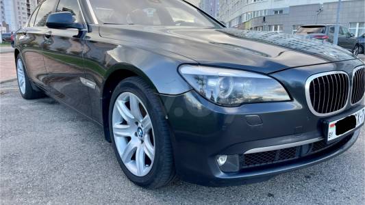 BMW 7 серия F02 (Long)