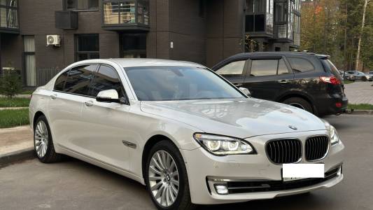 BMW 7 серия F02 (Long) Рестайлинг