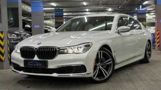 BMW 7 серия G11, 2018, пробег 23987 км BMW 7 серия G11, 2018, пробег 23987 км