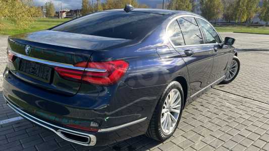 BMW 7 серия G11